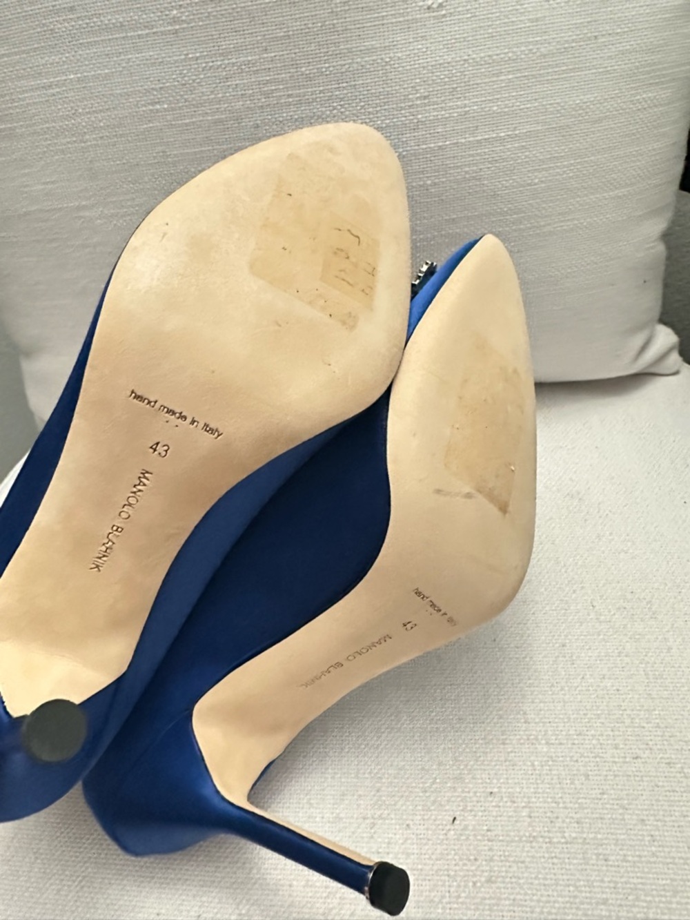Manolo Blahnik Royal Blue Satin Crystal-Buckle Pumps - Picture 3 of 8